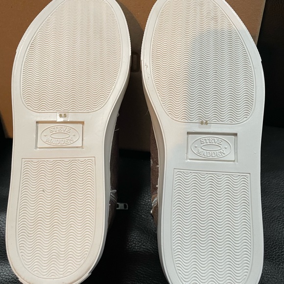 Steve Madden Womens Tracey F Suede Lace-Up High Top Sneakers SZ 8.5 - Picture 8 of 11